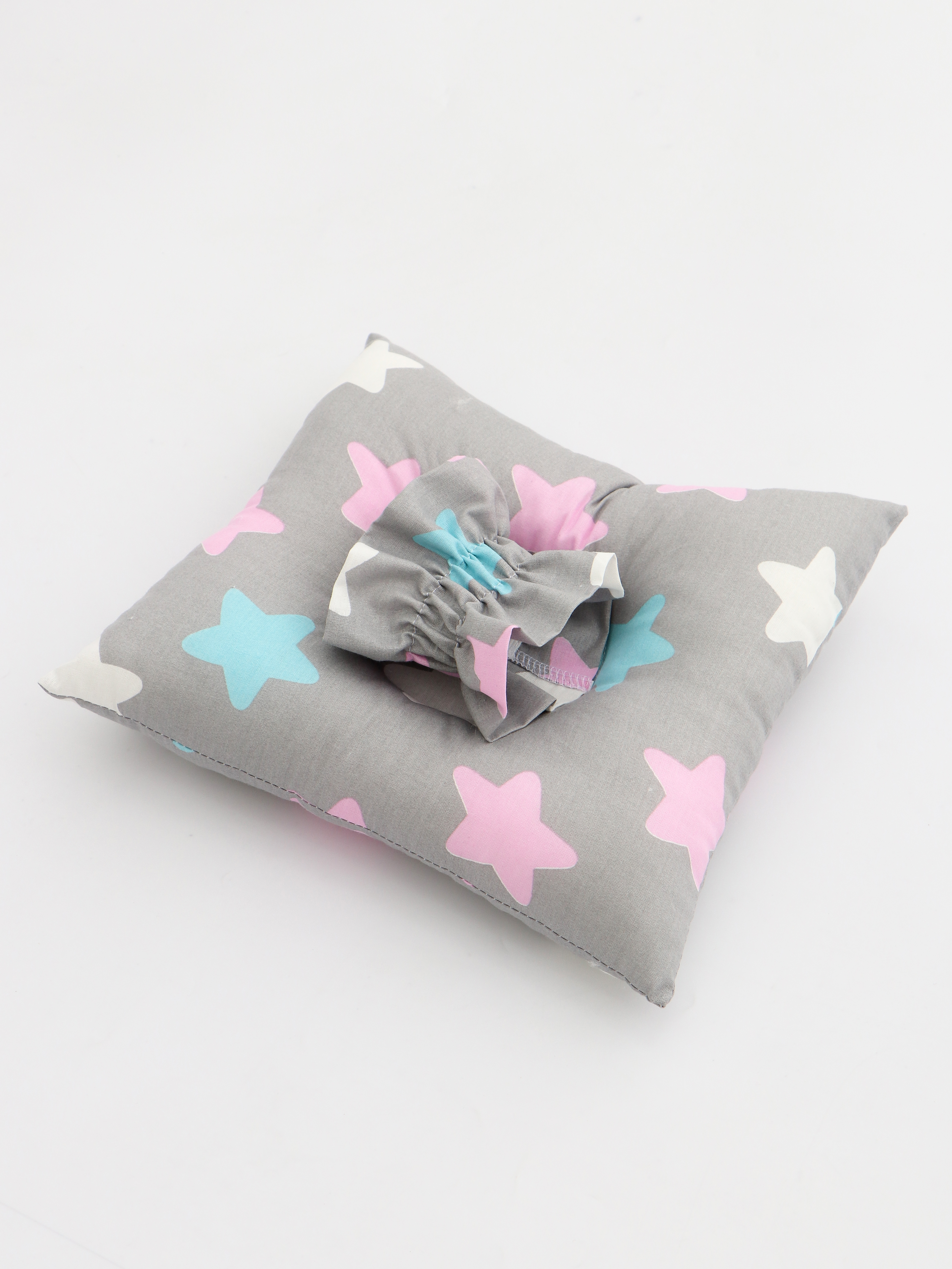 картинка Подушка для кормления ребенка на манжете ПКР/звездочка-цветная от магазина Одежда+