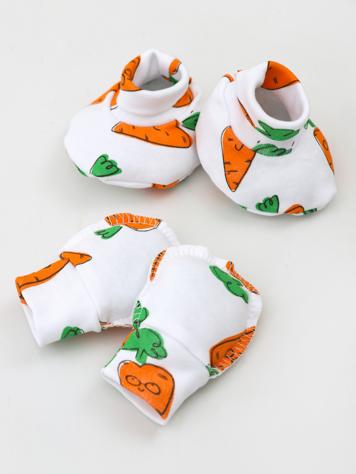 картинка Набор пинетки и царапки "Морковки" арт. ПН-Ц/морковки от магазина Одежда+
