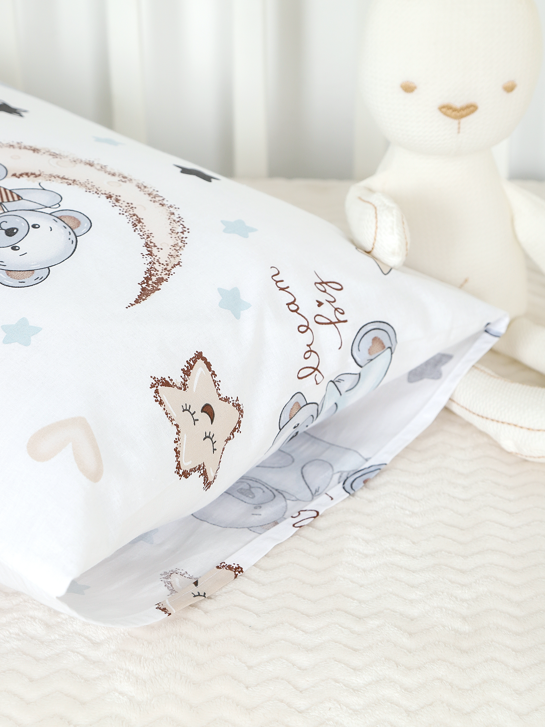 картинка Наволочки для малышей из поплина 40x60 НВП-2/мишка на луне от магазина Одежда+